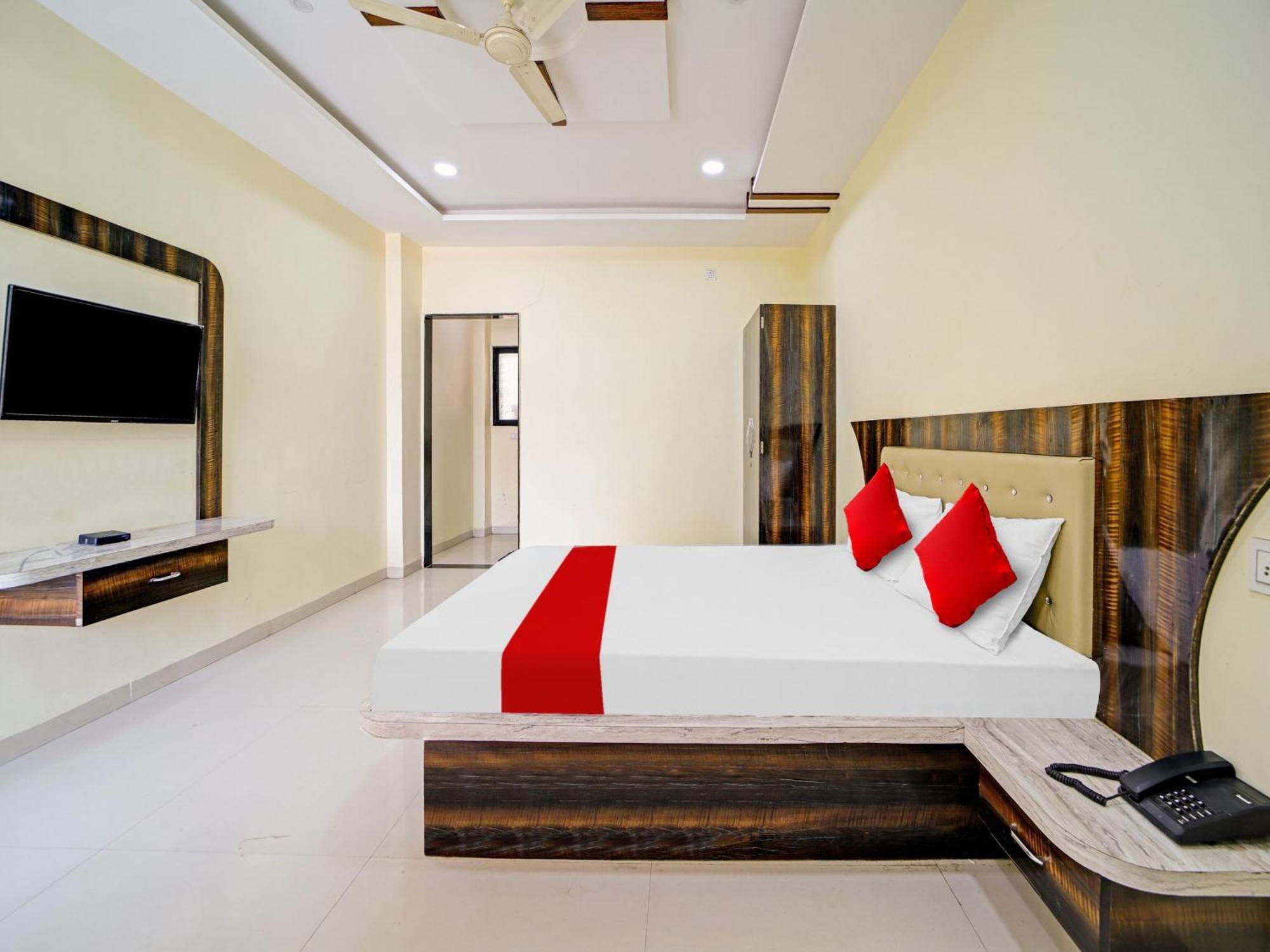 Hotel O Jvs Park Inn Ellora Екстериор снимка