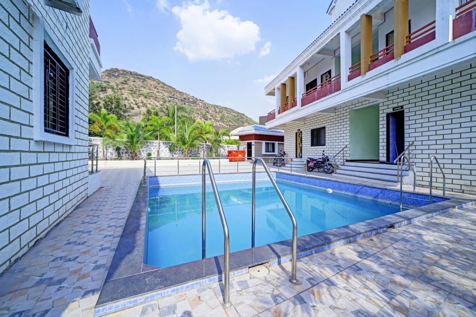 Hotel O Jvs Park Inn Ellora Екстериор снимка